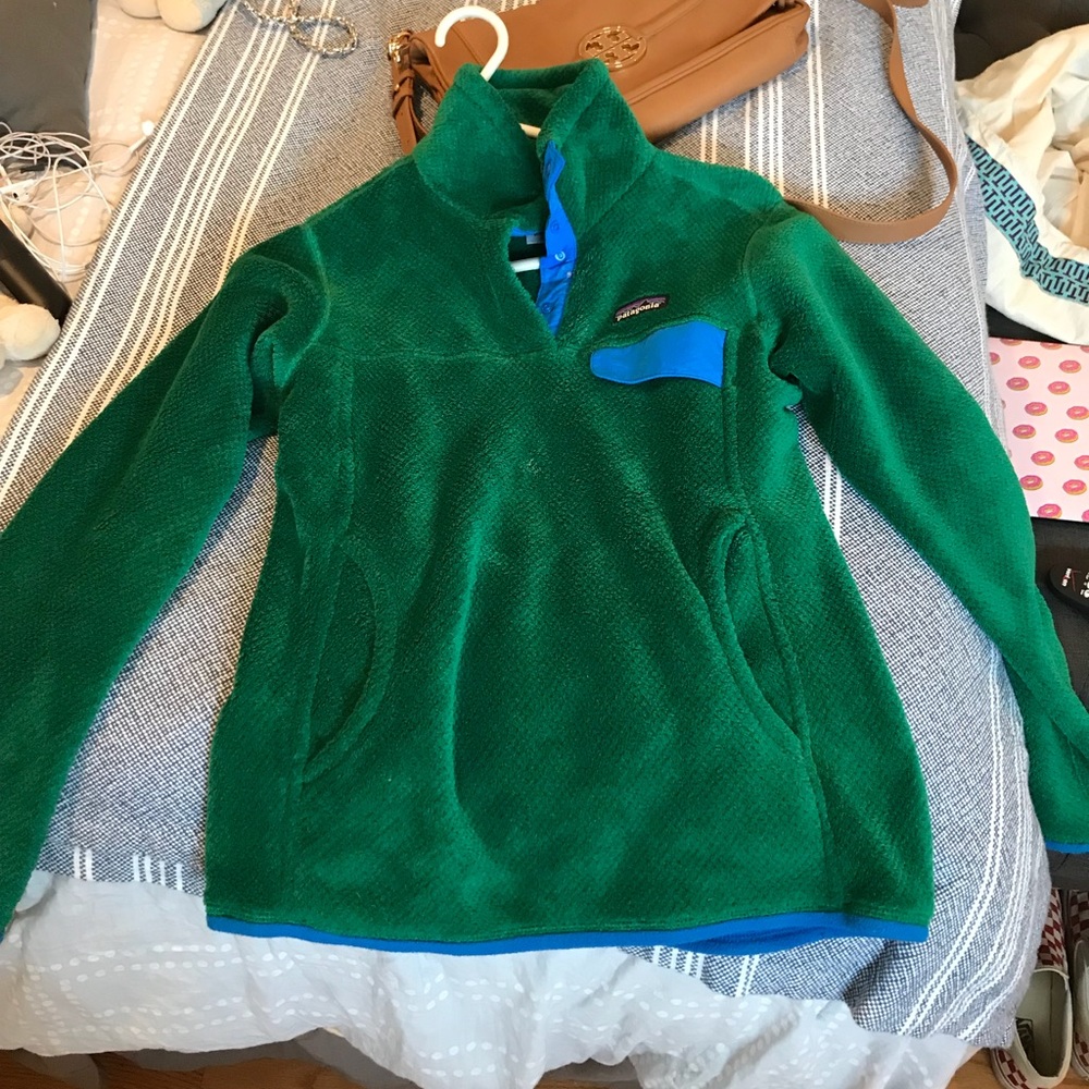 Green and blue Patagonia fleece